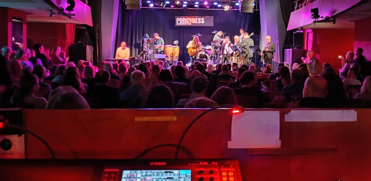Ending the year with Harri Stojka's Little Big Band 